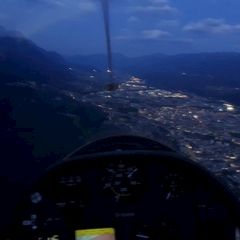 Flugwegposition um 17:16:29: Aufgenommen in der Nähe von Innsbruck, Österreich in 1332 Meter